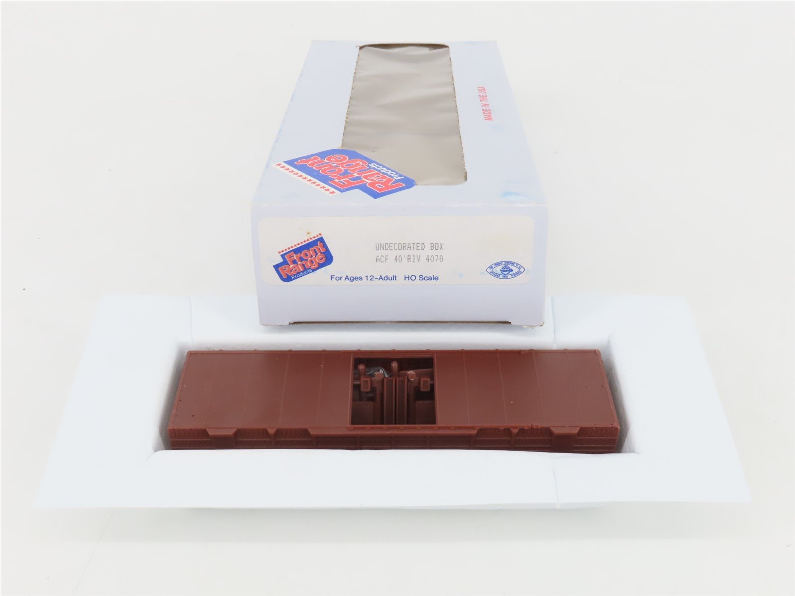 HO Scale Front Range Kit #4070 Undecorated 40' Single Door Box Car