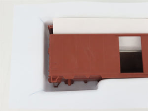 HO Scale Front Range Kit #4700 Undecorated Single Door 40' Box Car