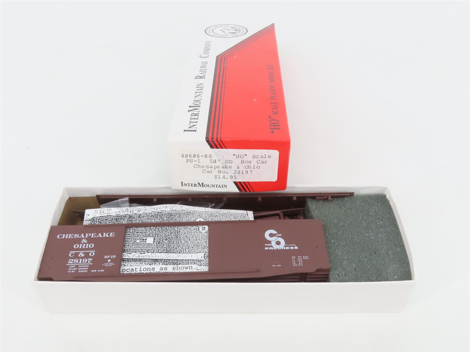 HO Scale InterMountain Kit 40606-08 C&O Chesapeake & Ohio 50' Box Car #28197