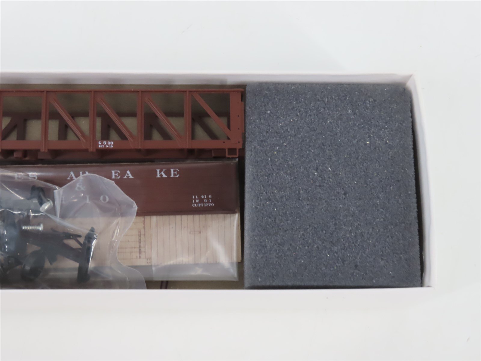 HO InterMountain Kit 41606-05 C&O Chesapeake & Ohio Drop Bottom Gondola #29680