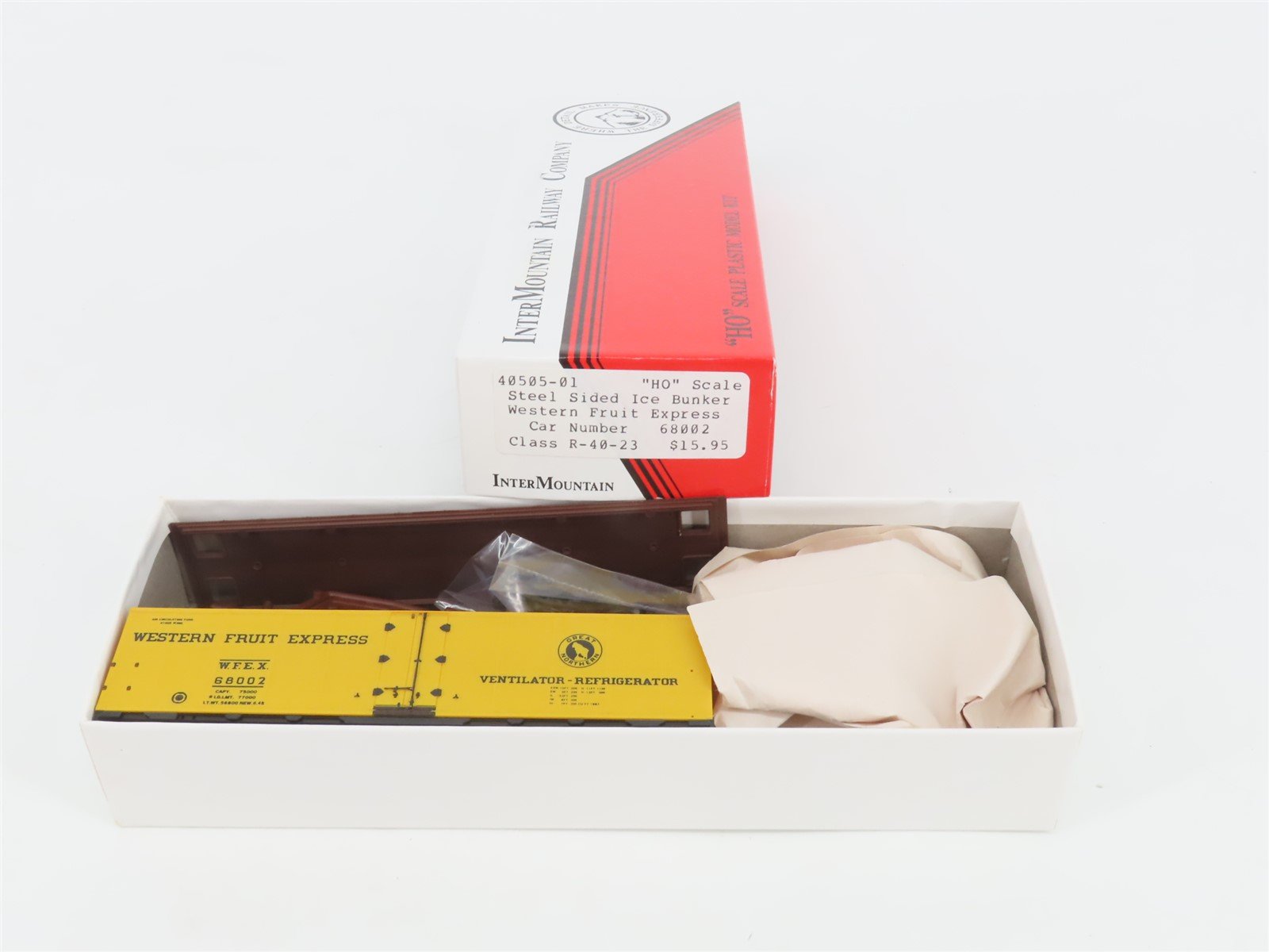 HO Scale InterMountain Kit 40505-1 WFEX Western Fruit Express Reefer #68002