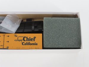 HO Scale InterMountain Kit SFRD Santa Fe Super Chief Railroad Reefer #35864