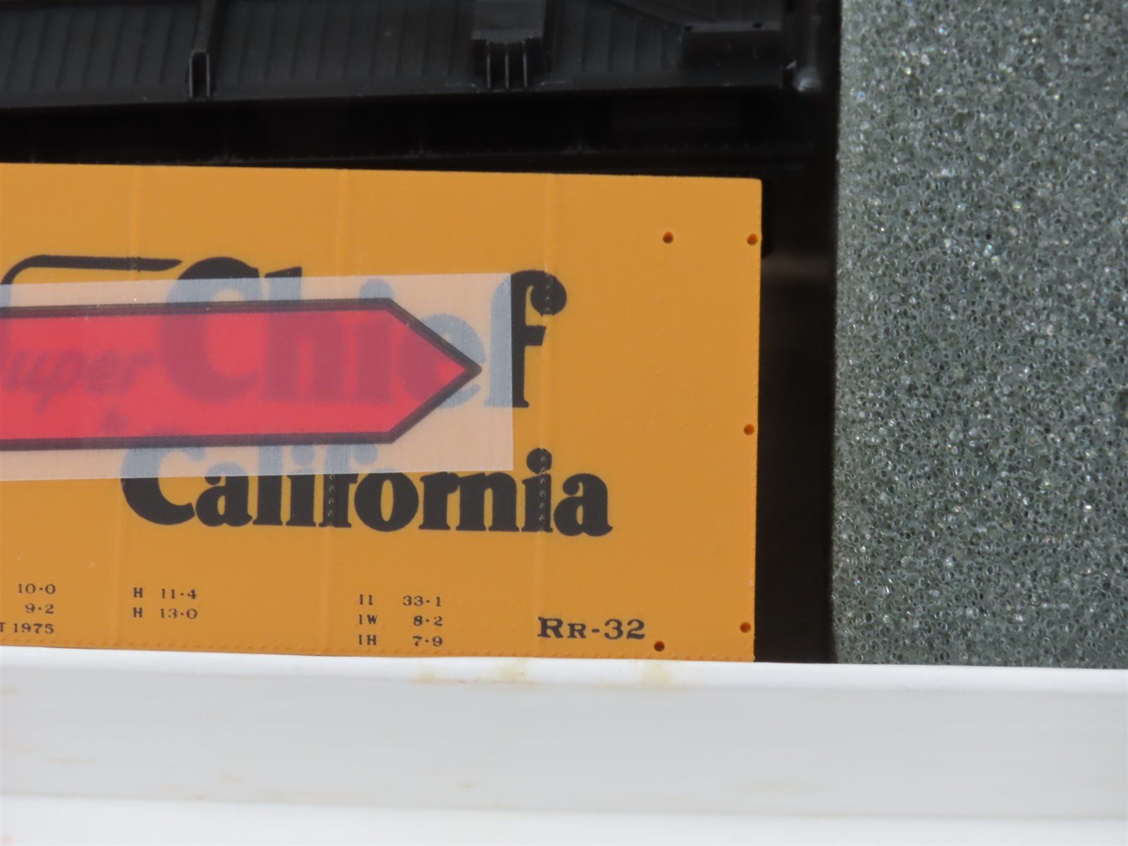 HO Scale InterMountain Kit SFRD Santa Fe Super Chief Railroad Reefer #35864