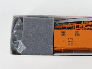 HO Scale InterMountain Kit SP UP PFE Pacific Fruit Express Reefer #48309