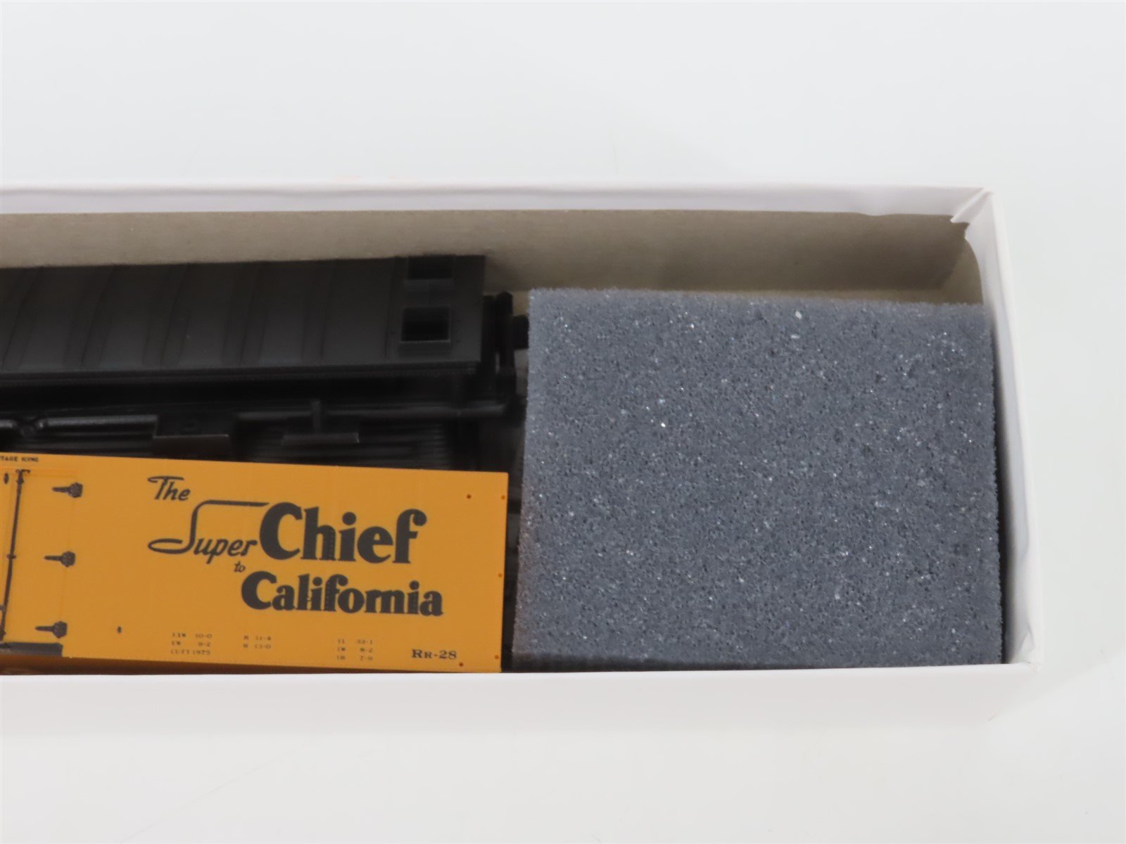 HO Scale InterMountain Kit 41113-06 SFRD Santa Fe Super Chief Reefer #35343