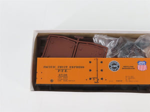 HO InterMountain Kit 40501-17 SP UP PFE Pacific Fruit Express Reefer #47136