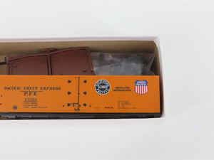 HO Scale InterMountain Kit 40501-04 PFE Pacific Fruit Express Reefer #47358