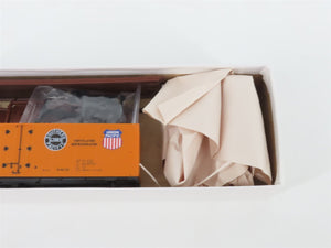 HO Scale InterMountain Kit 40501-20 PFE Pacific Fruit Express Reefer #48014