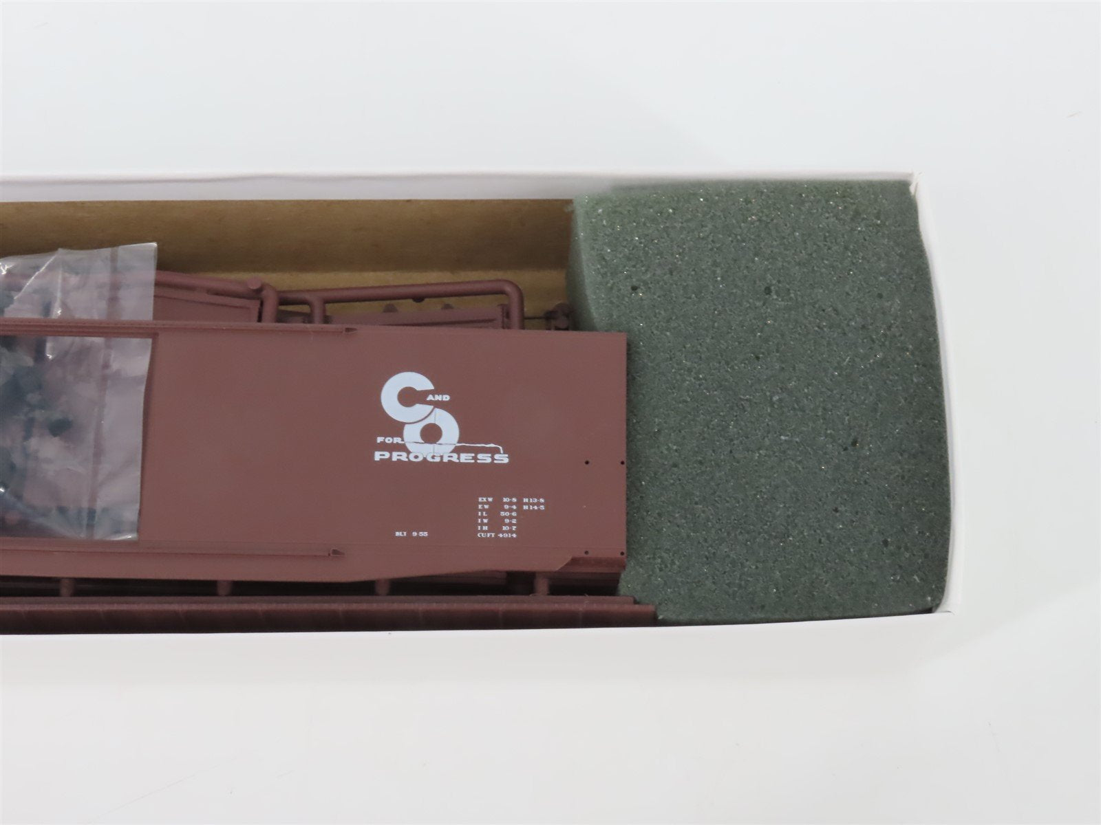 HO Scale InterMountain Kit 40606-04 C&O Chesapeake & Ohio Box Car #28088