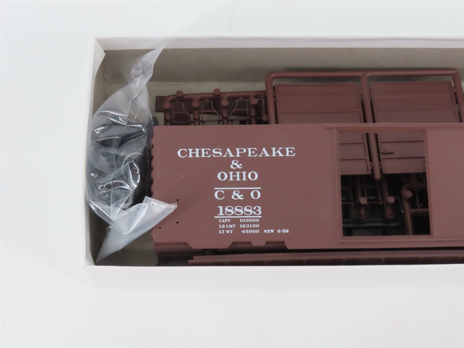 HO InterMountain Kit 40455-10 C&O Chesapeake & Ohio Single Door Box Car #18883