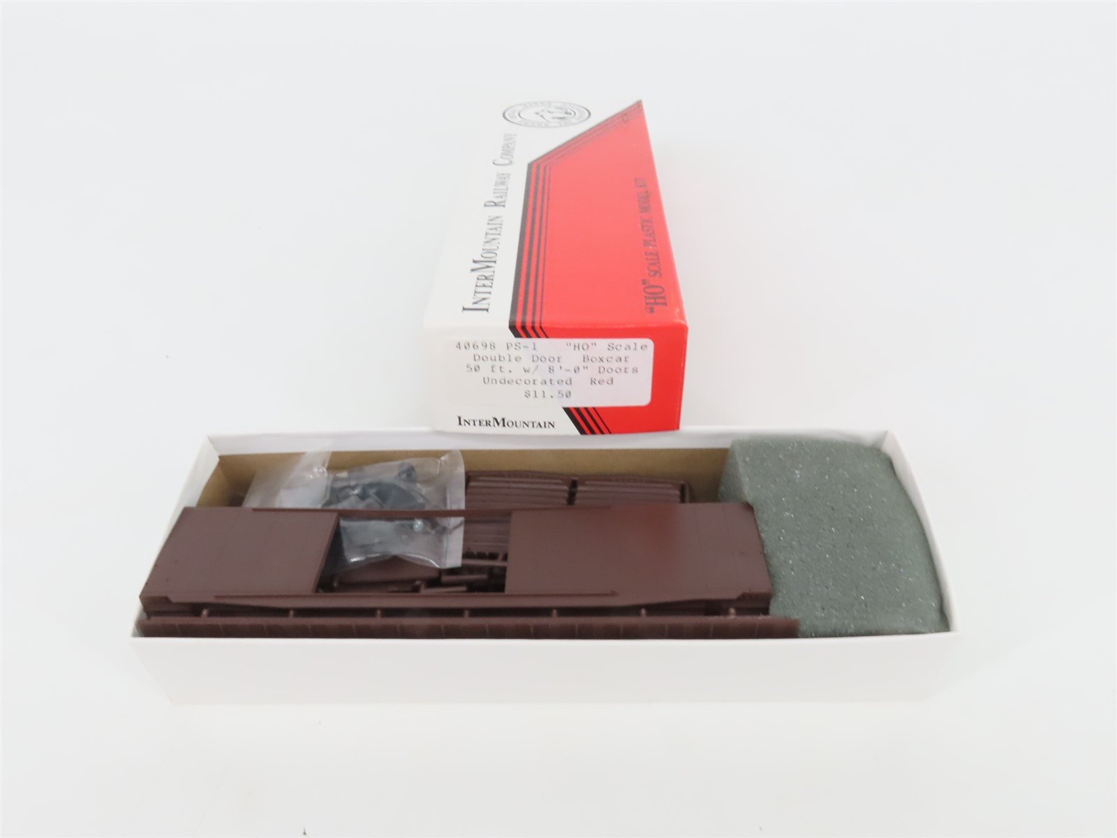 HO Scale InterMountain Kit 40698 Undecorated Double Door 50' Box Car