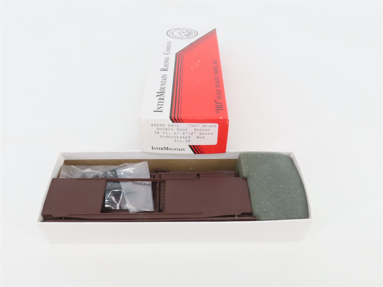 HO Scale InterMountain Kit 40698 Undecorated Double Door 50' Box Car