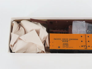 HO InterMountain Kit 40501-10 SP UP PFE Pacific Fruit Express Reefer #47666