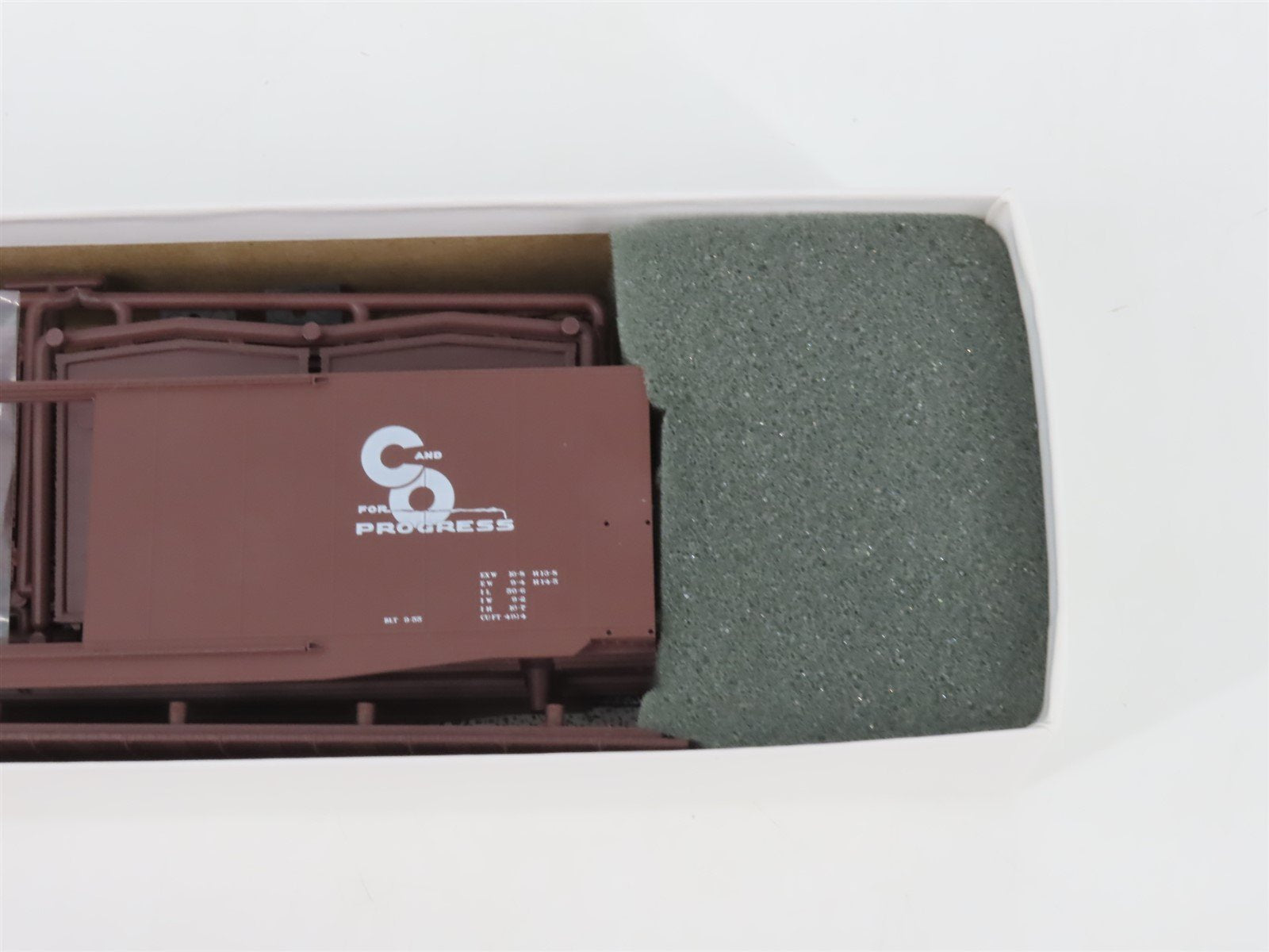 HO Scale InterMountain Kit 40606-11 C&O Chesapeake & Ohio 40' Box Car #28226
