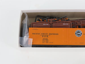 HO Scale InterMountain Kit SP UP PFE Pacific Fruit Express Reefer #3796