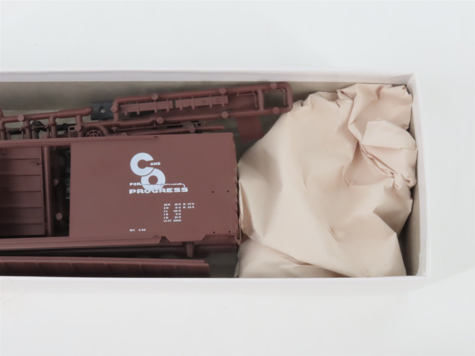 HO InterMountain Kit 40455-06 C&O Chesapeake & Ohio Single Door Box Car #18720