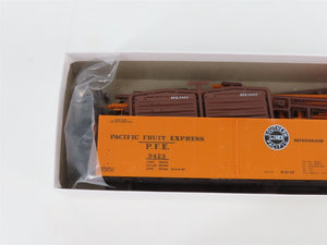 HO Scale InterMountain Kit SP UP PFE Pacific Fruit Express Reefer #3423