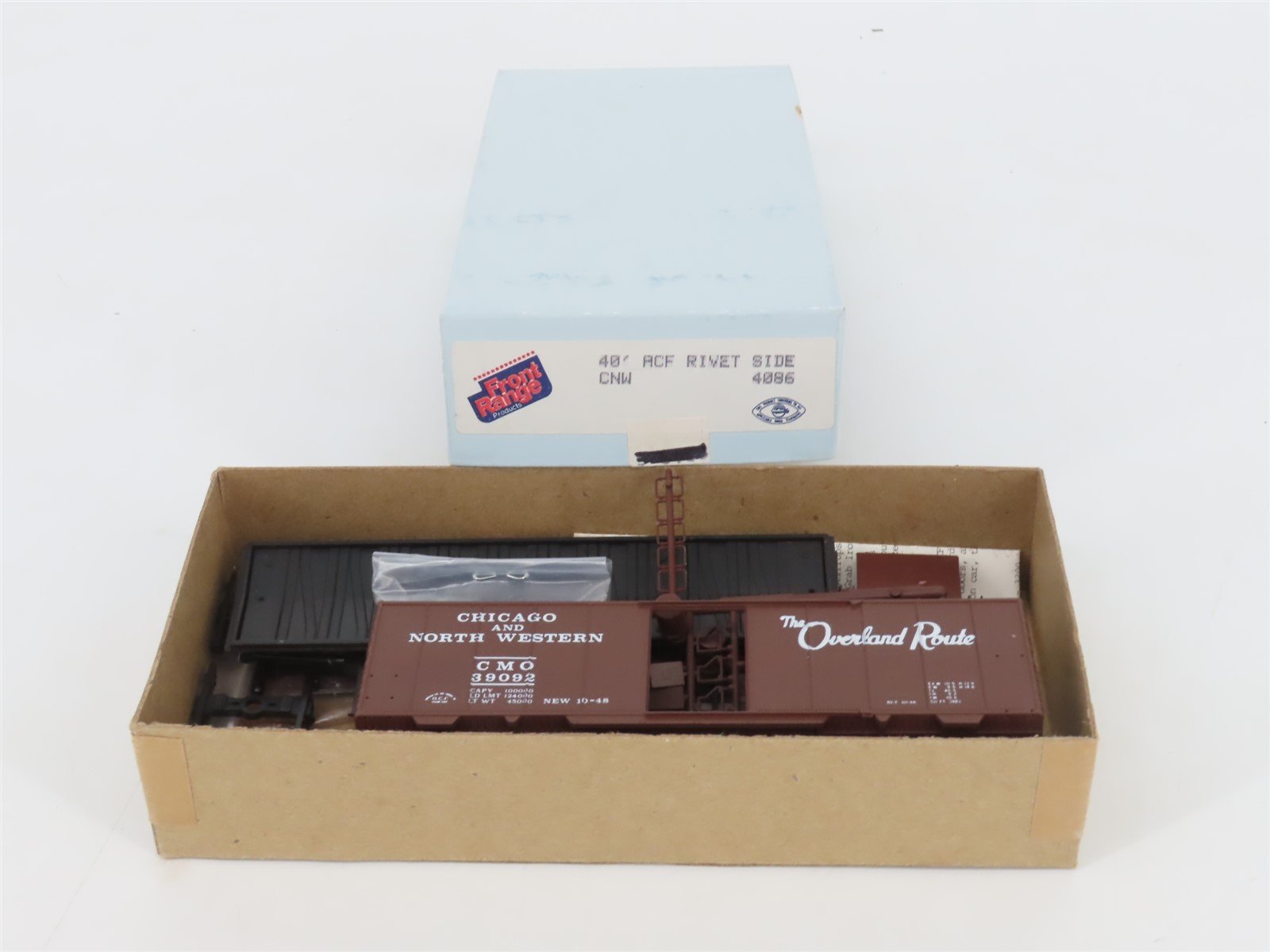 HO Scale Front Range Kit 4086 CMO CNW The Overland Route 40' Box Car #39092