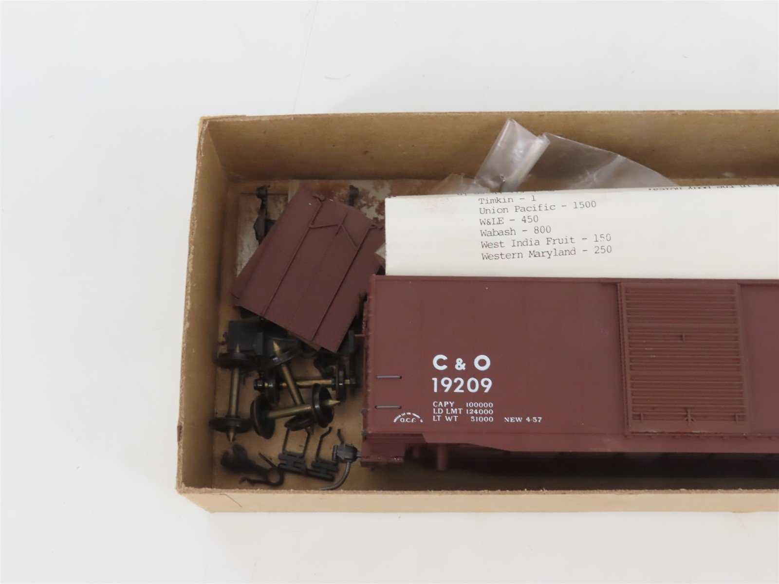 HO Front Range Kit 4079 C&O Chesapeake & Ohio Box Car #19209 Partially Assembled