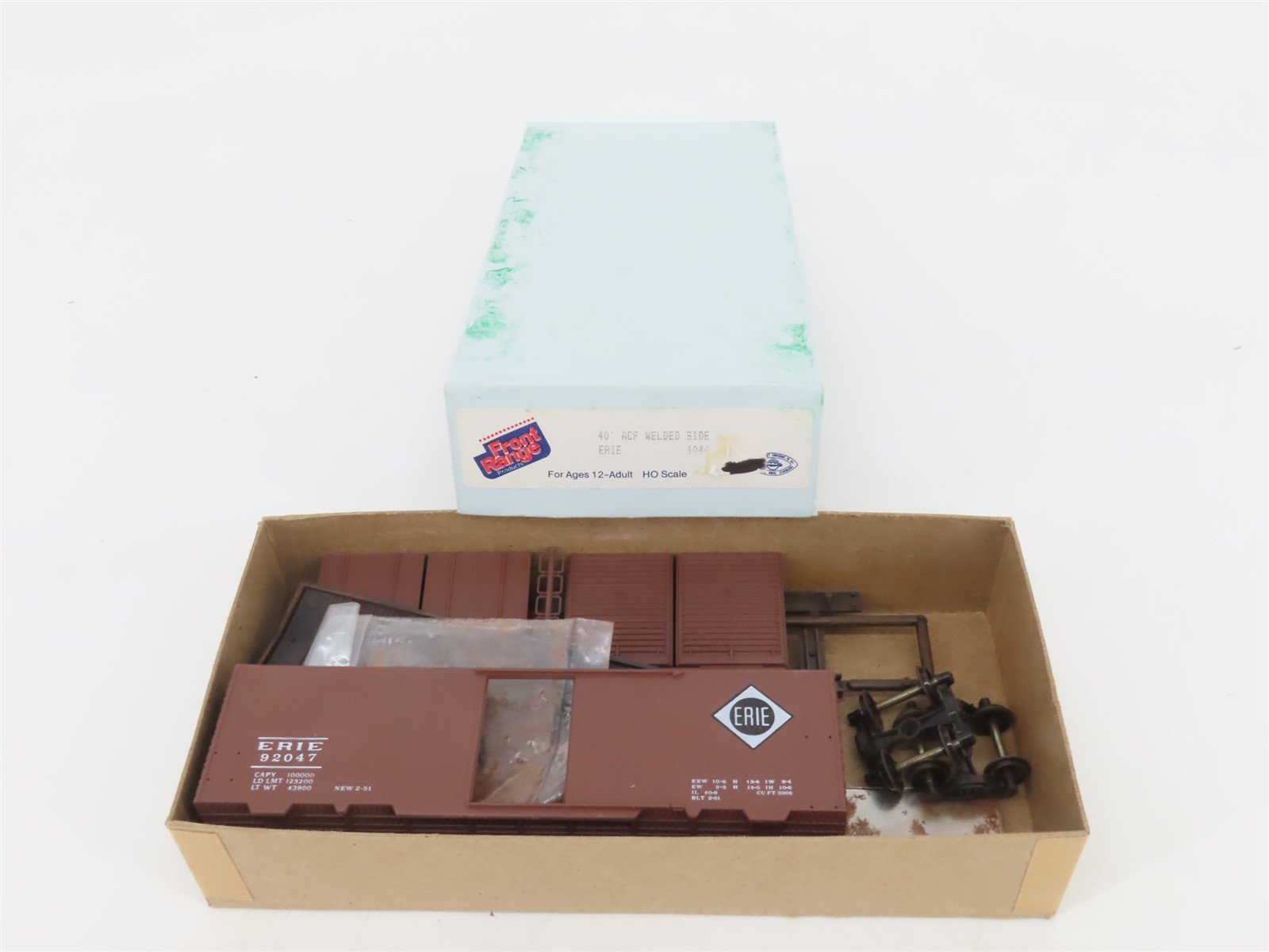 HO Scale Front Range Kit 4044 ERIE Railroad 40' Single Door Box Car #92047