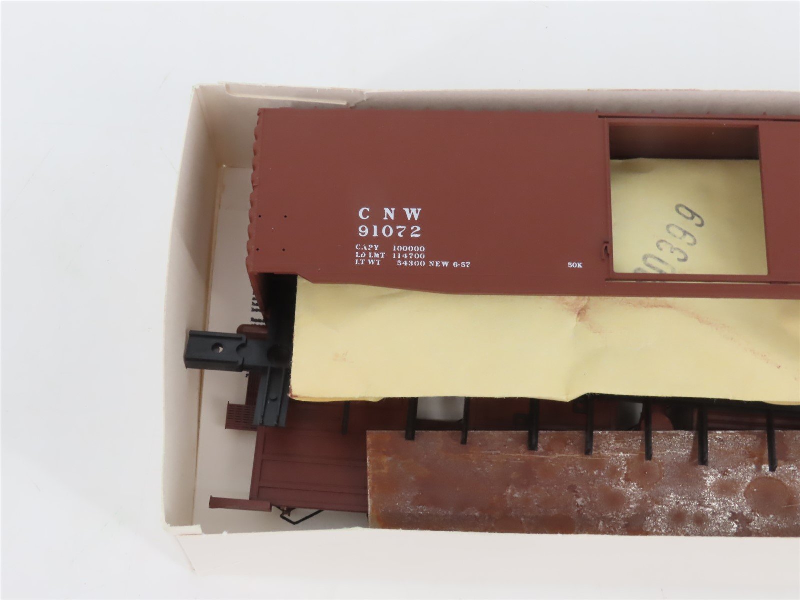 HO Bev-Bel Robin's Rails Kit #9930-1 CNW Chicago & Northwestern Box Car #91072
