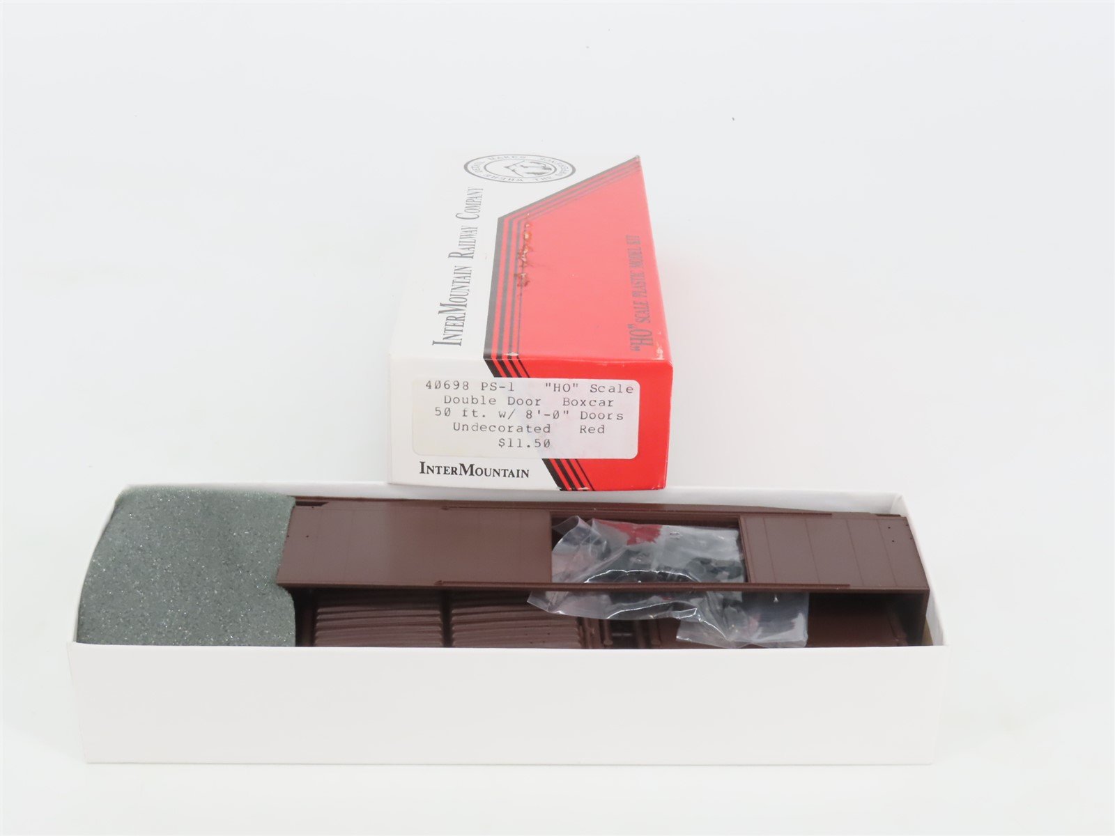 HO Scale InterMountain Kit 40698 Undecorated 50' Double Door Box Car