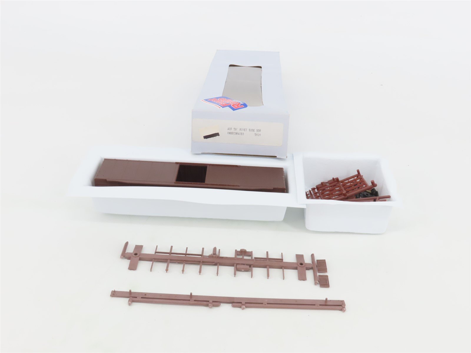 HO Scale Front Range Kit 5020 Undecorated 50' Single Door Box Car