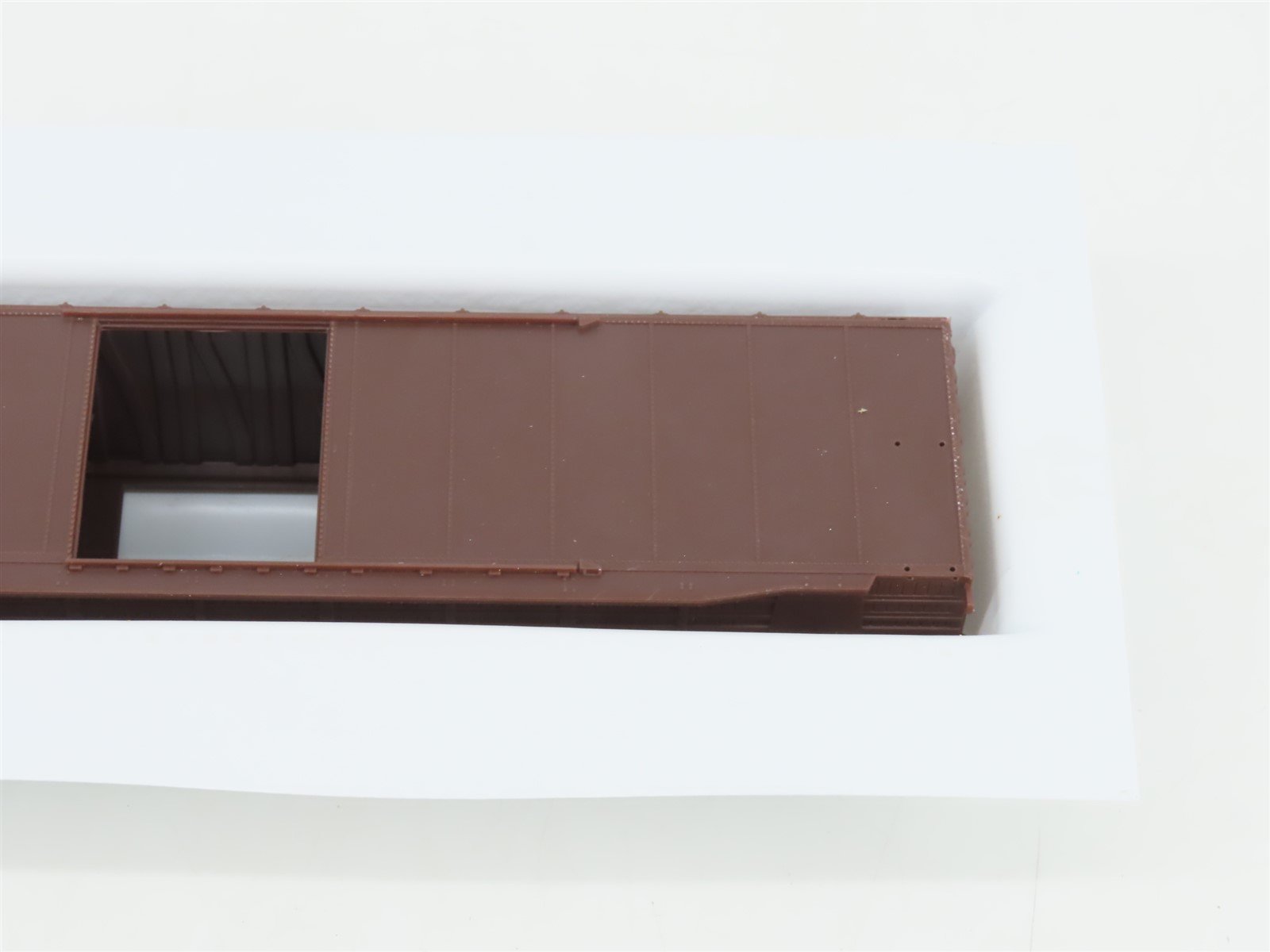 HO Scale Front Range Kit 5020 Undecorated 50' Single Door Box Car