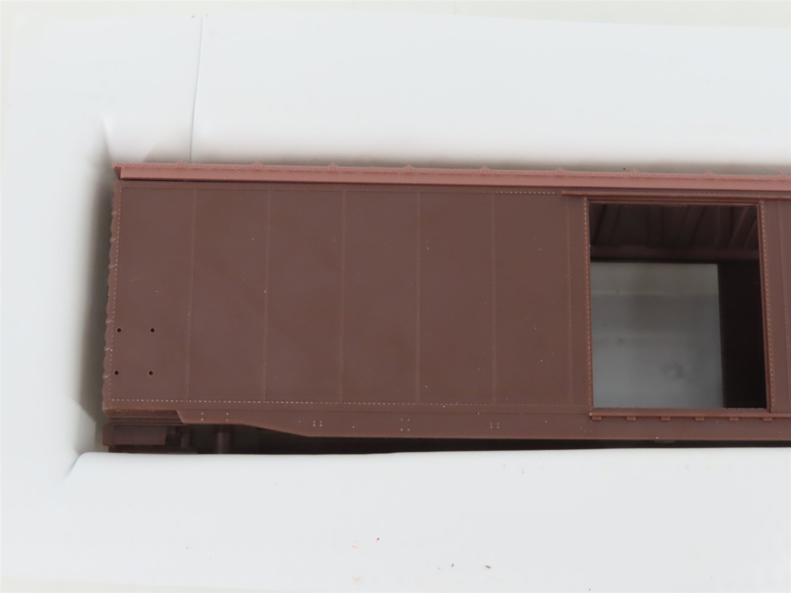 HO Scale Front Range Kit 5020 Undecorated 50' Single Door Box Car
