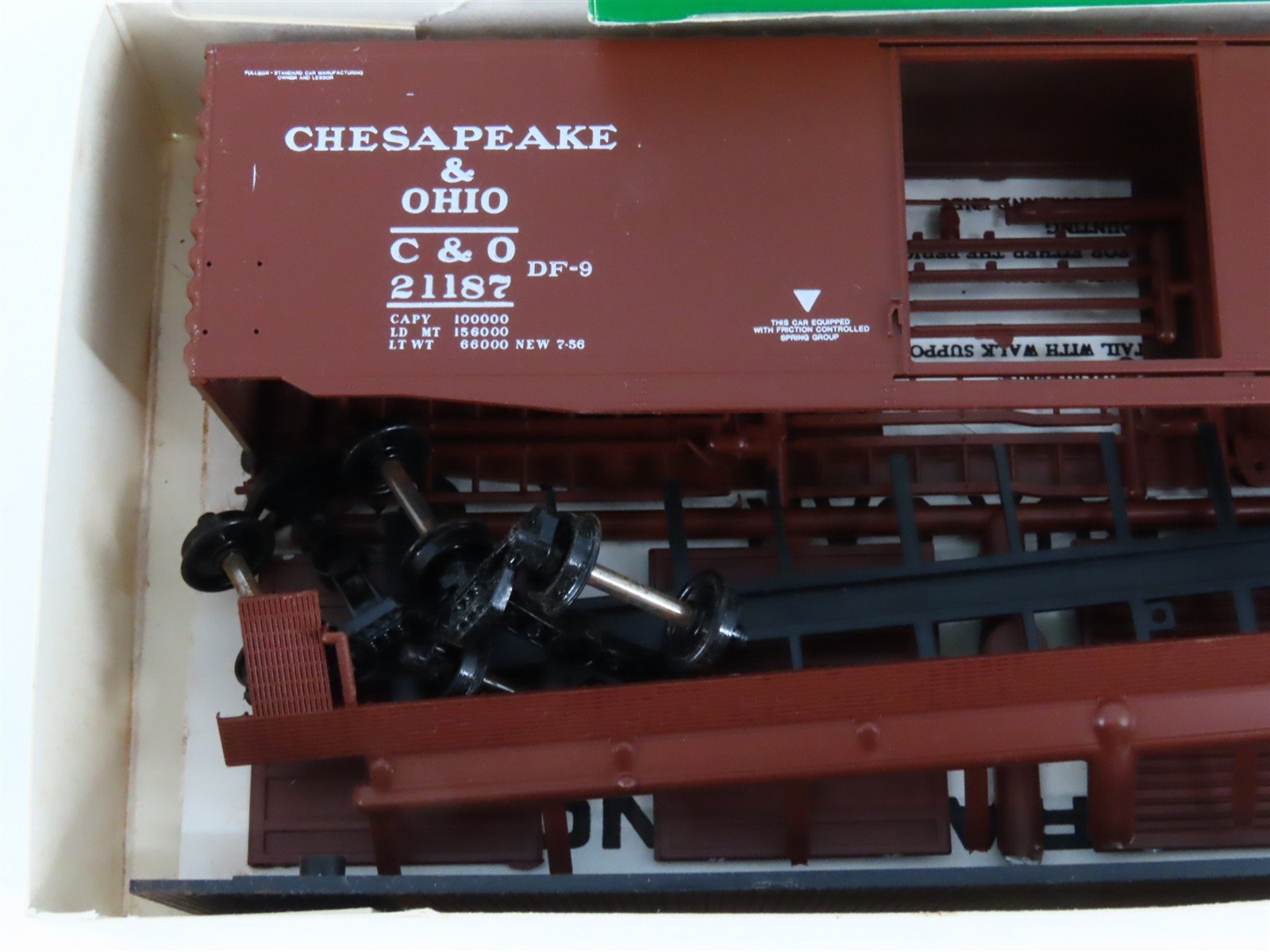 HO Bev-Bel Robin's Rails Kit C&O Chesapeake & Ohio Single Door Box Car #21187