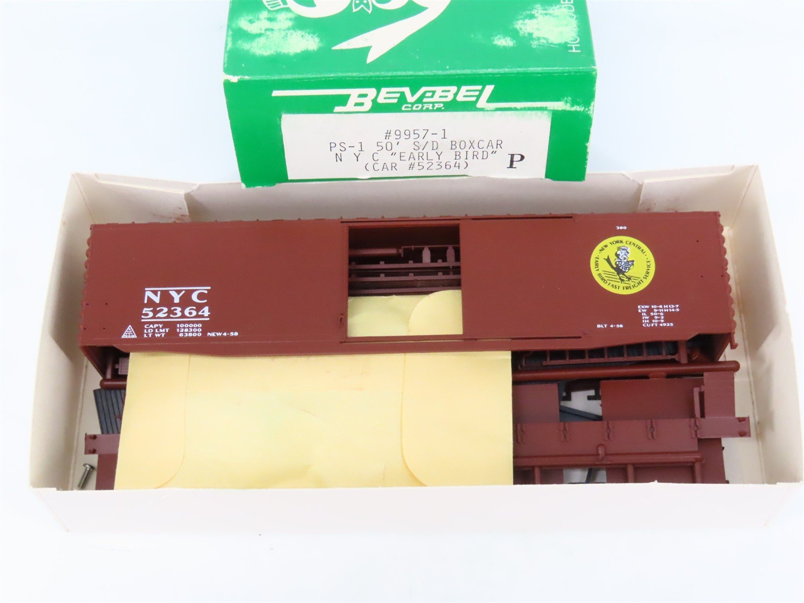HO Bev-Bel Robin's Rails Kit #9957 NYC Early Bird 50' Single Door Box Car #52364