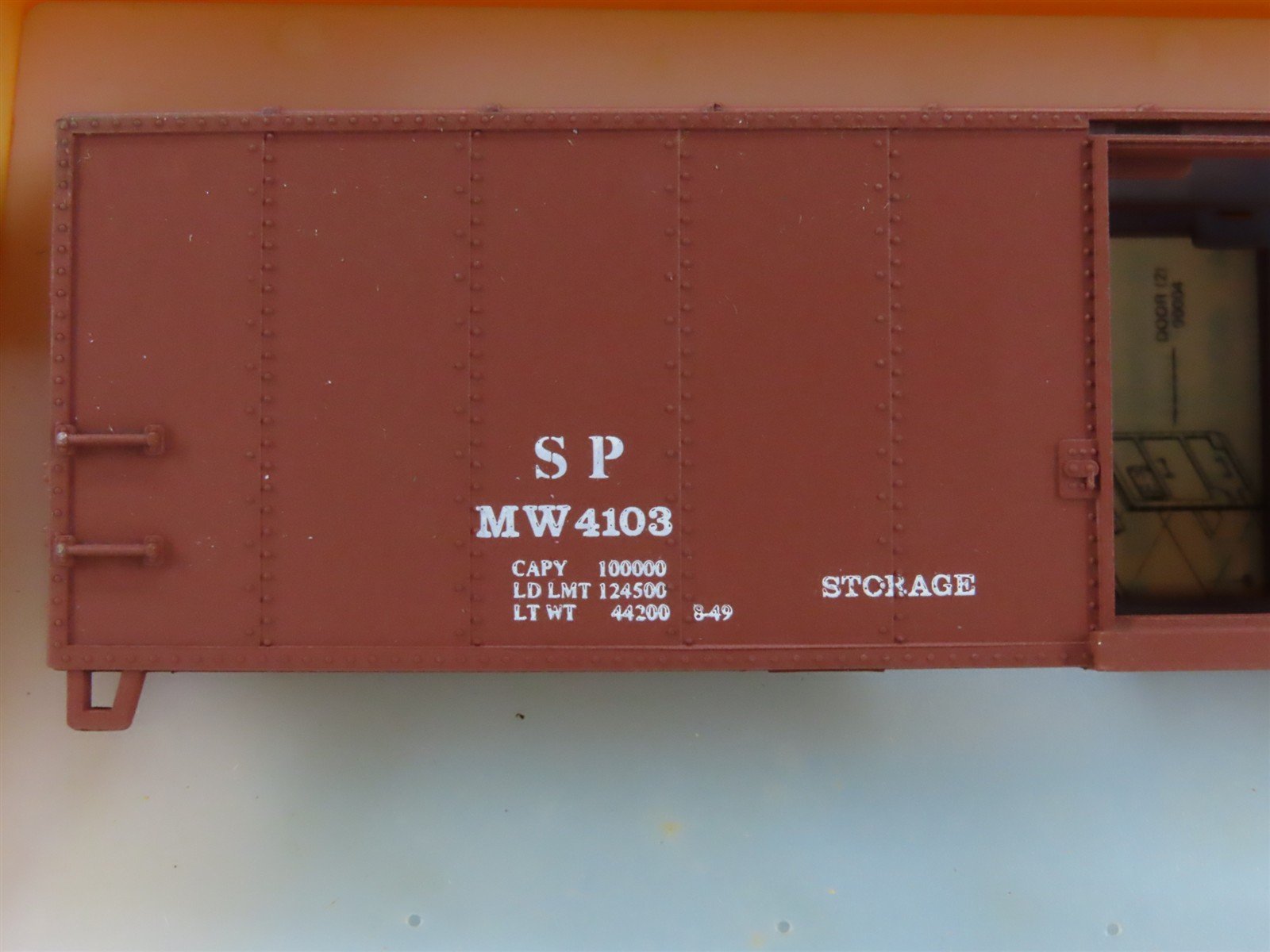HO Scale Train Miniature Kit 5752 SP Southern Pacific MW Box Car #4103