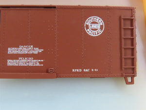 HO Scale Train Miniature Kit 5752 SP Southern Pacific MW Box Car #4103