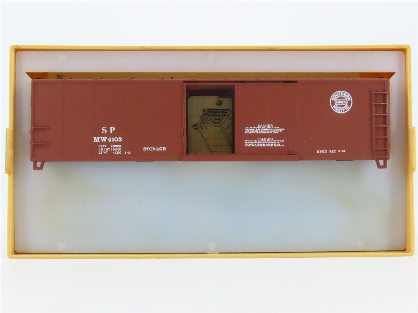 HO Scale Train Miniature Kit 5752 SP Southern Pacific MW Box Car #4103