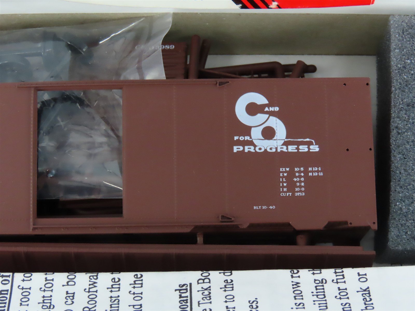 HO Scale InterMountain Kit 40706-12 C&O Chesapeake & Ohio 40' Box Car #3989