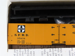 HO Scale InterMountain Kit 41101-16 SFRD Santa Fe Super Chief Reefer #35831