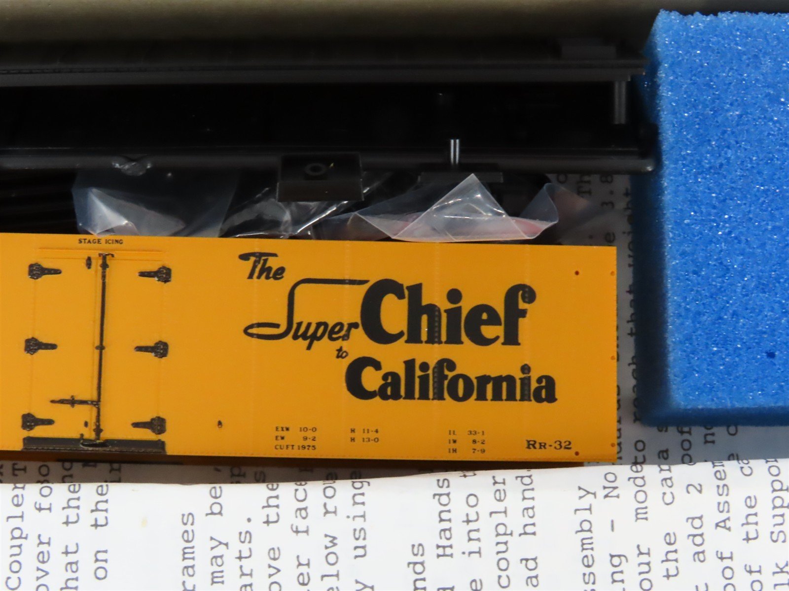 HO Scale InterMountain Kit 41101-16 SFRD Santa Fe Super Chief Reefer #35831