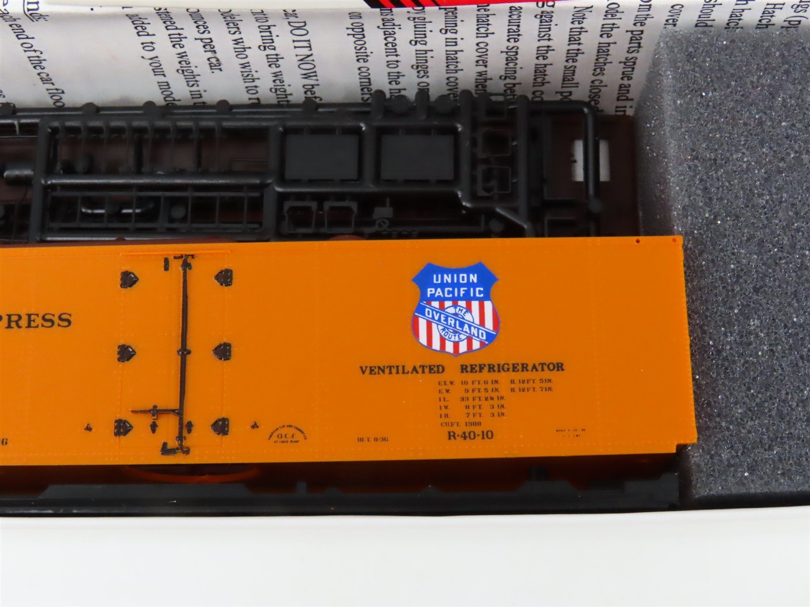 HO InterMountain Kit 41701P-09 SP UP PFE Pacific Fruit Express Reefer #42634