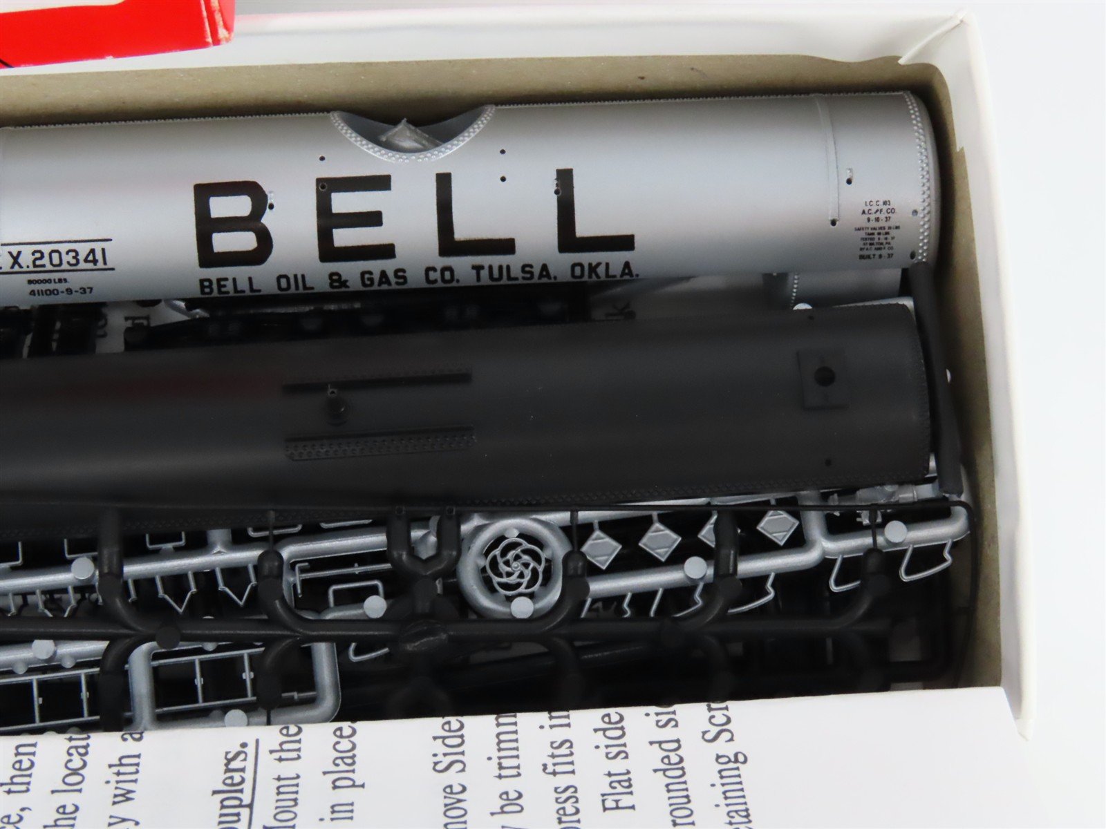 HO Scale InterMountain Kit 41308-06 SHPX Bell 8,000 Gallon Tank Car #20341