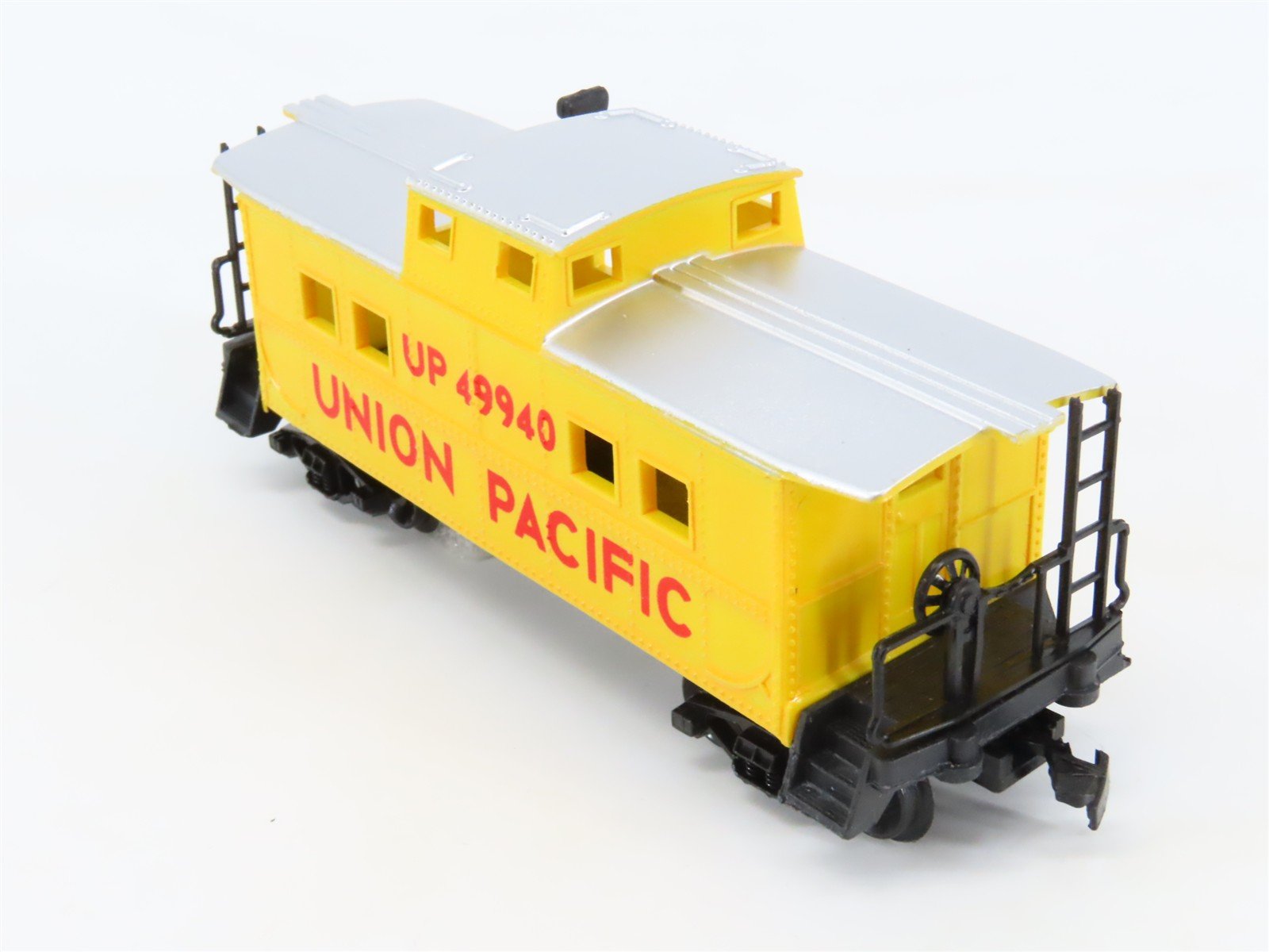 HO Scale Life-Like 8534 UP Union Pacific Center Cupola Steel Caboose #49940