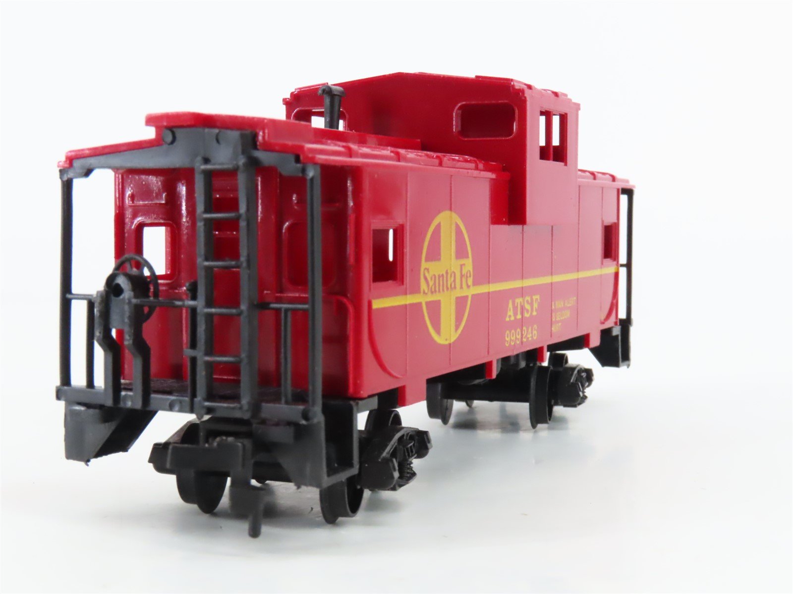 HO Scale AHM ATSF Santa Fe Extended Vision Caboose #999246