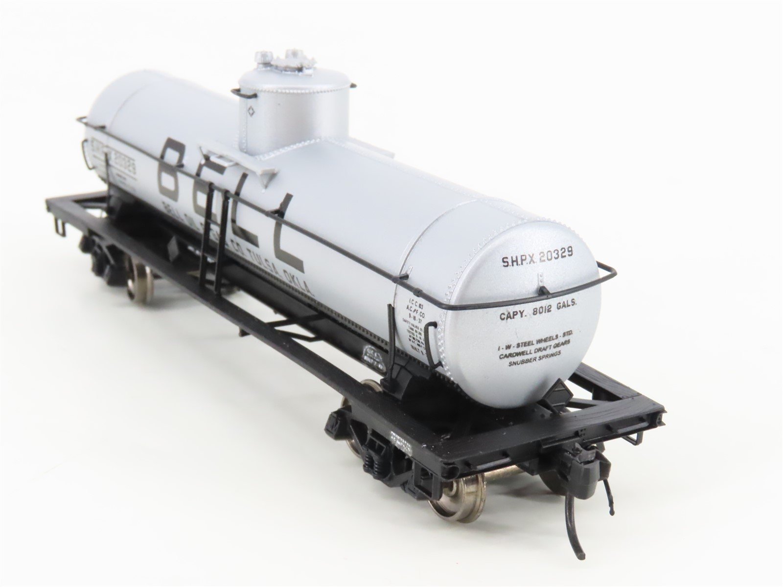 HO Scale InterMountain SHPX Bell Oil & Gas Single Dome Tank Car #20329