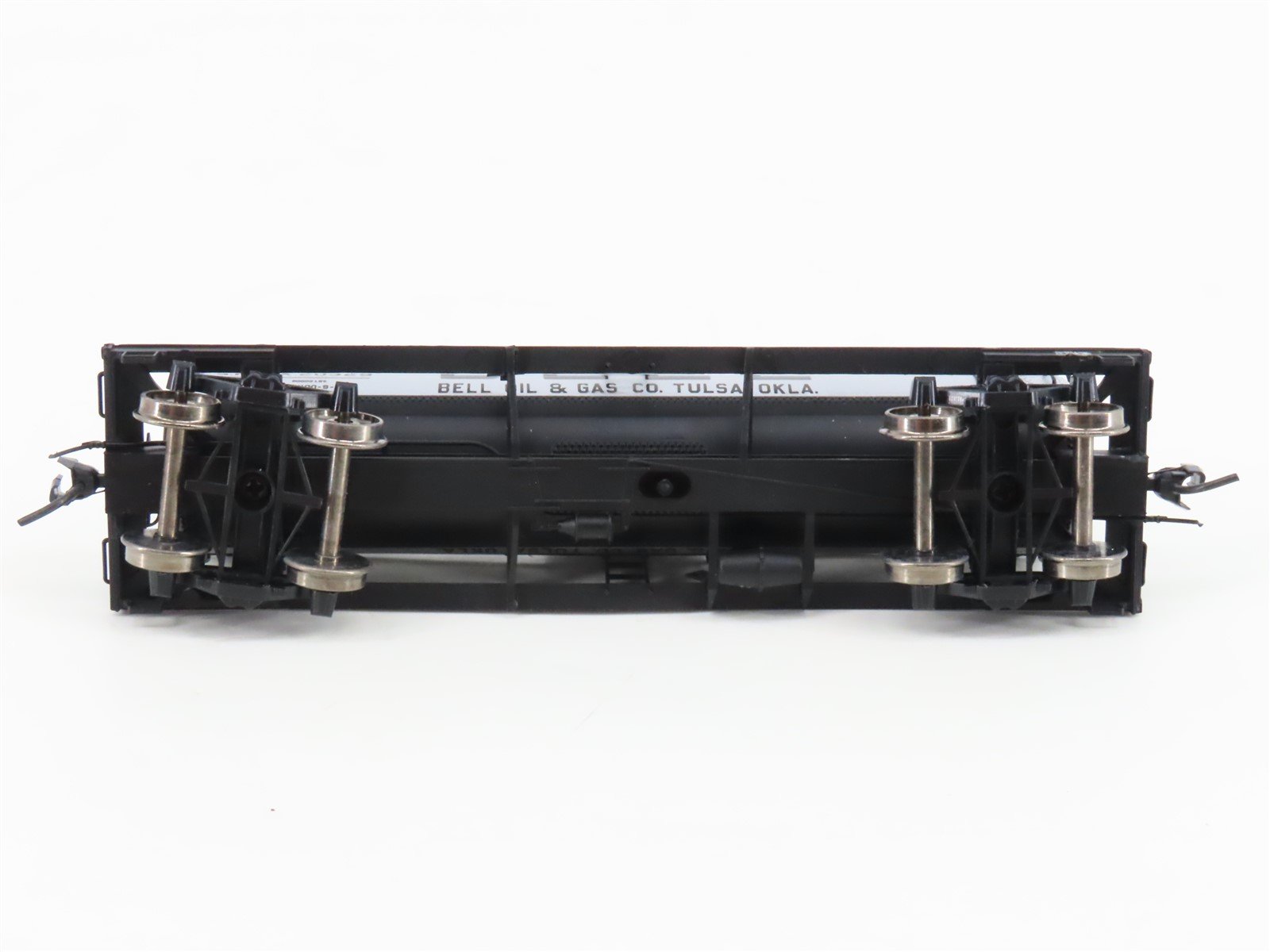 HO Scale InterMountain SHPX Bell Oil & Gas Single Dome Tank Car #20329