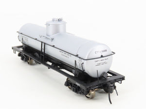 HO Scale InterMountain 46305-03 CTTX Canton Single Dome Riveted Tank Car #8689