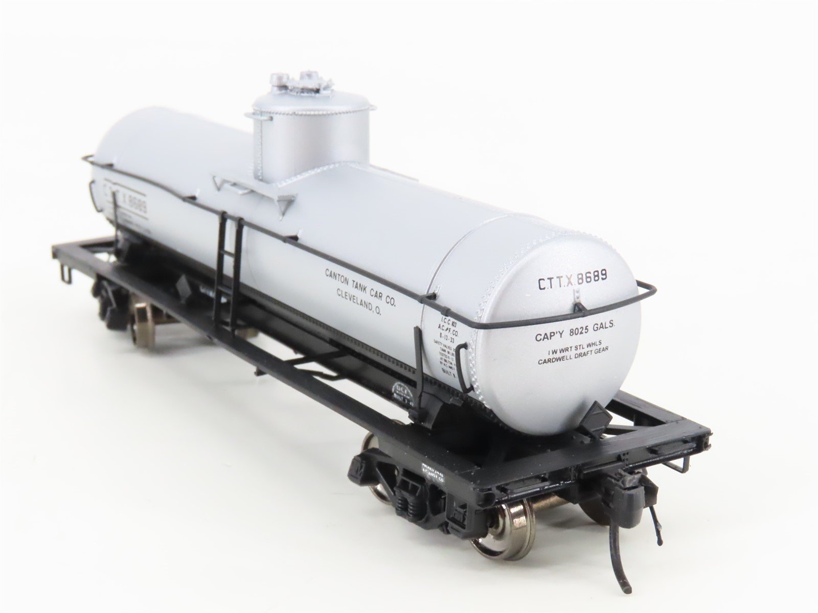 HO Scale InterMountain 46305-03 CTTX Canton Single Dome Riveted Tank Car #8689