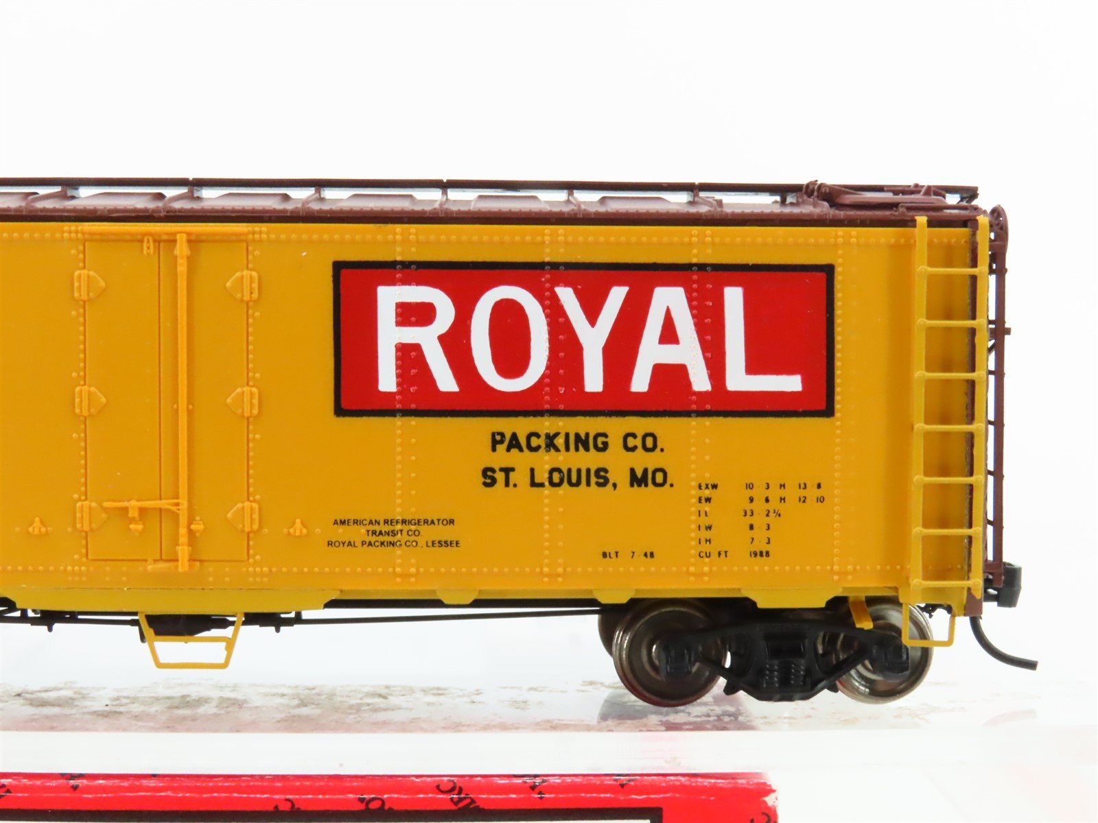 HO Scale InterMountain 45534-03 ART Royal Packing R-40-23 Steel Reefer #91375
