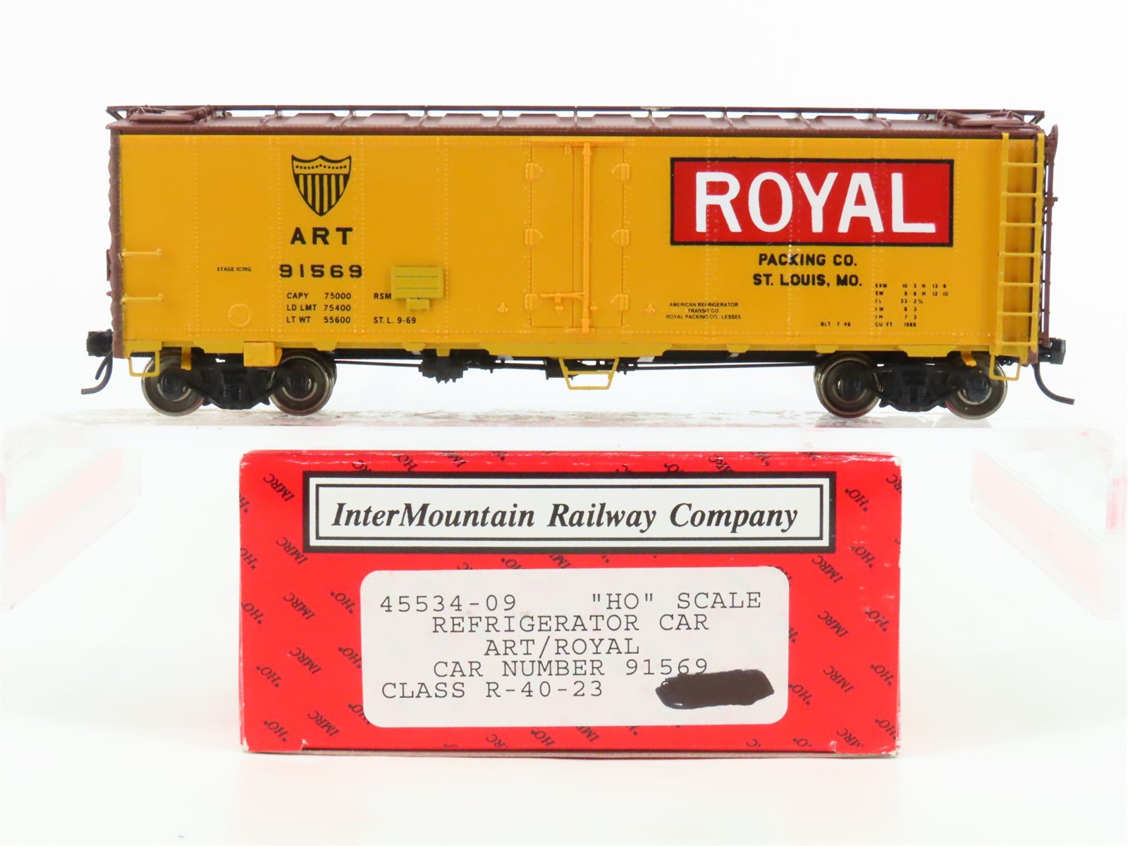 HO Scale InterMountain 45534-09 ART Royal Packing R-40-23 Steel Reefer #91569
