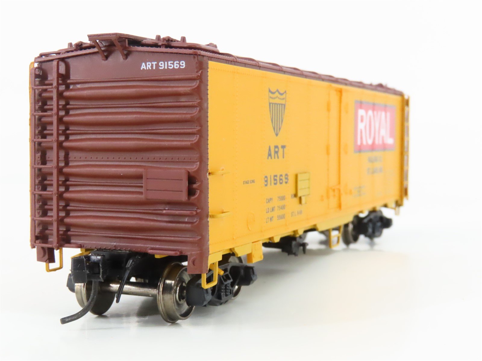 HO Scale InterMountain 45534-09 ART Royal Packing R-40-23 Steel Reefer #91569