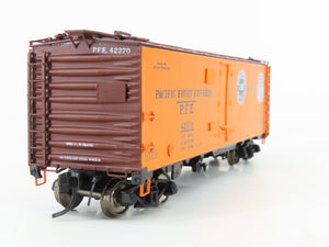 HO Scale InterMountain PFE Pacific Fruit Express R-40-10 Steel Reefer #42370