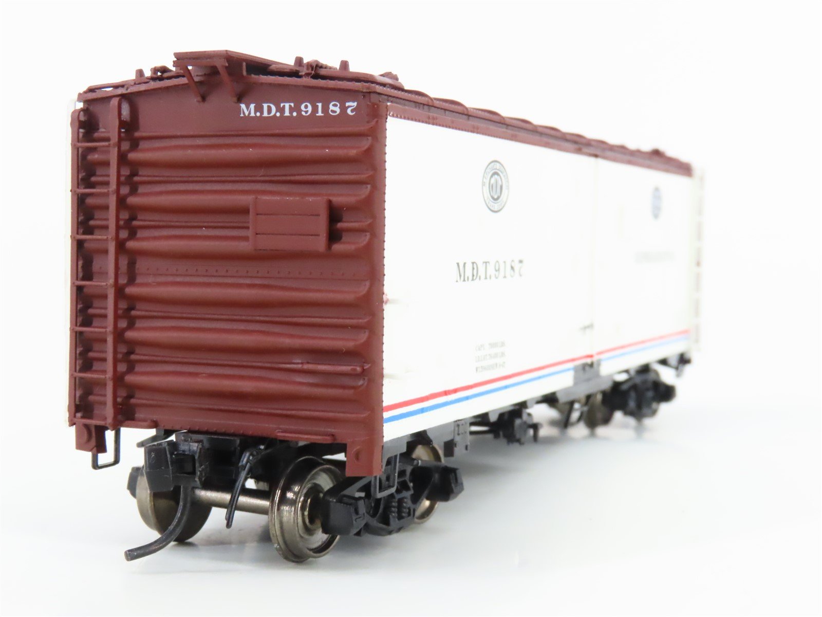 HO InterMountain 45504-29 MDT Merchants Despatch R-40-23 Steel Reefer #9187